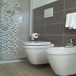 Agriturismo La Rocca مزرعة للإقامة