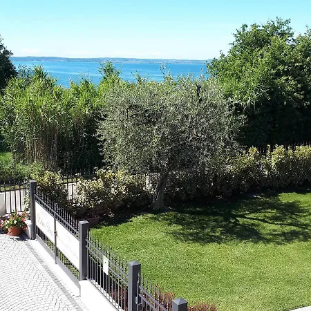 Farm stay Agriturismo La Rocca *