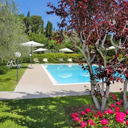 Agriturismo La Rocca Farm stay *
