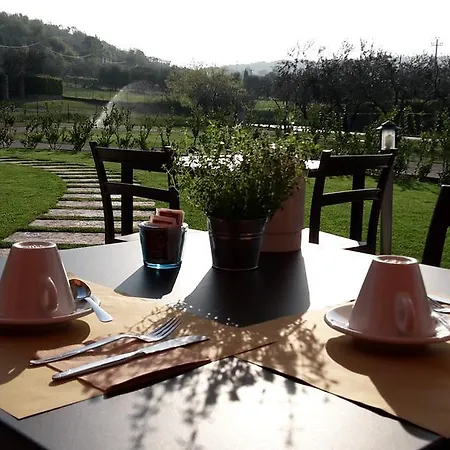Agriturismo La Rocca Farm stay *