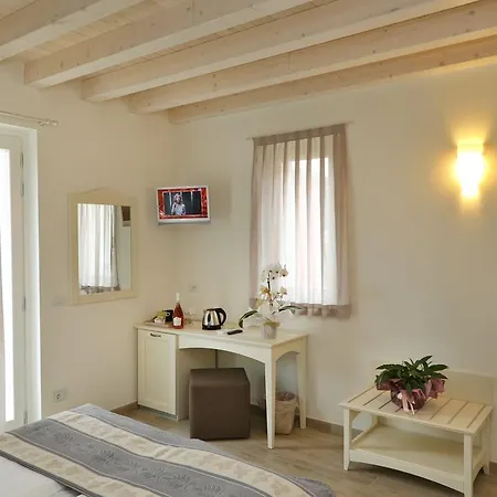 Agriturismo La Rocca باردولينو