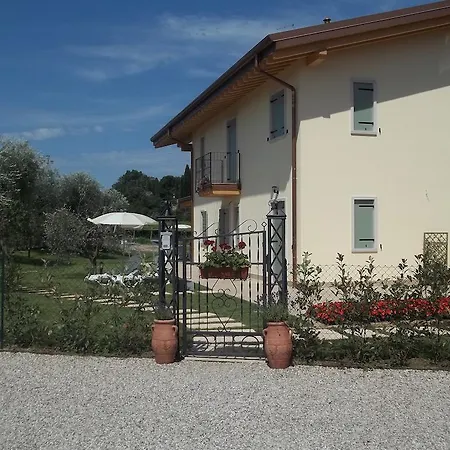 Agriturismo La Rocca *