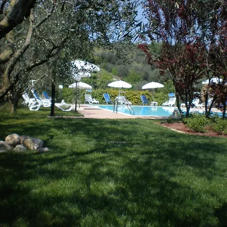 Agriturismo La Rocca *