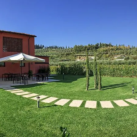 Farm stay Agriturismo La Rocca Bardolino