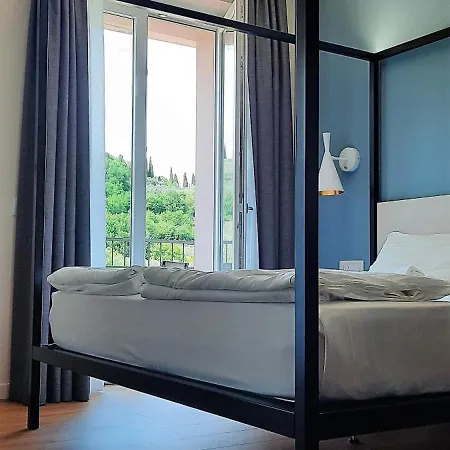 Agriturismo La Rocca Farm stay