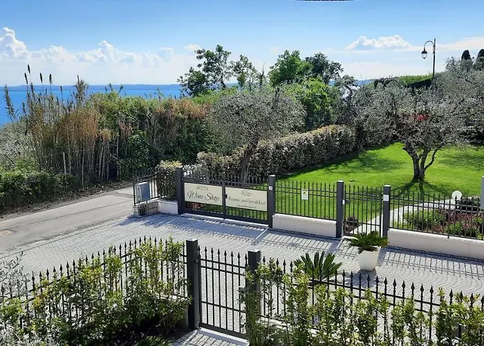 Lantgård La Rocca *