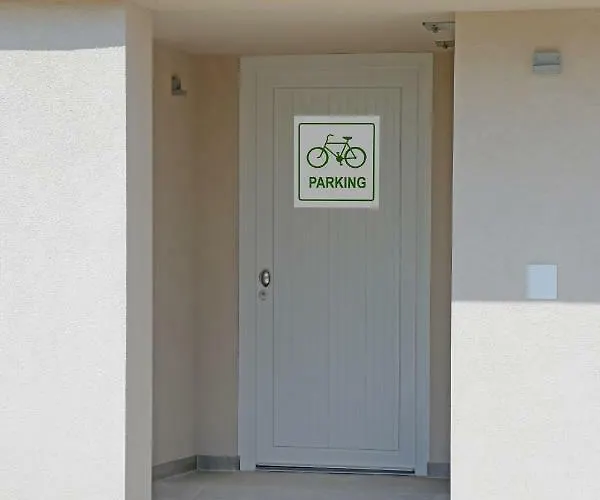 Lantgård La Rocca *